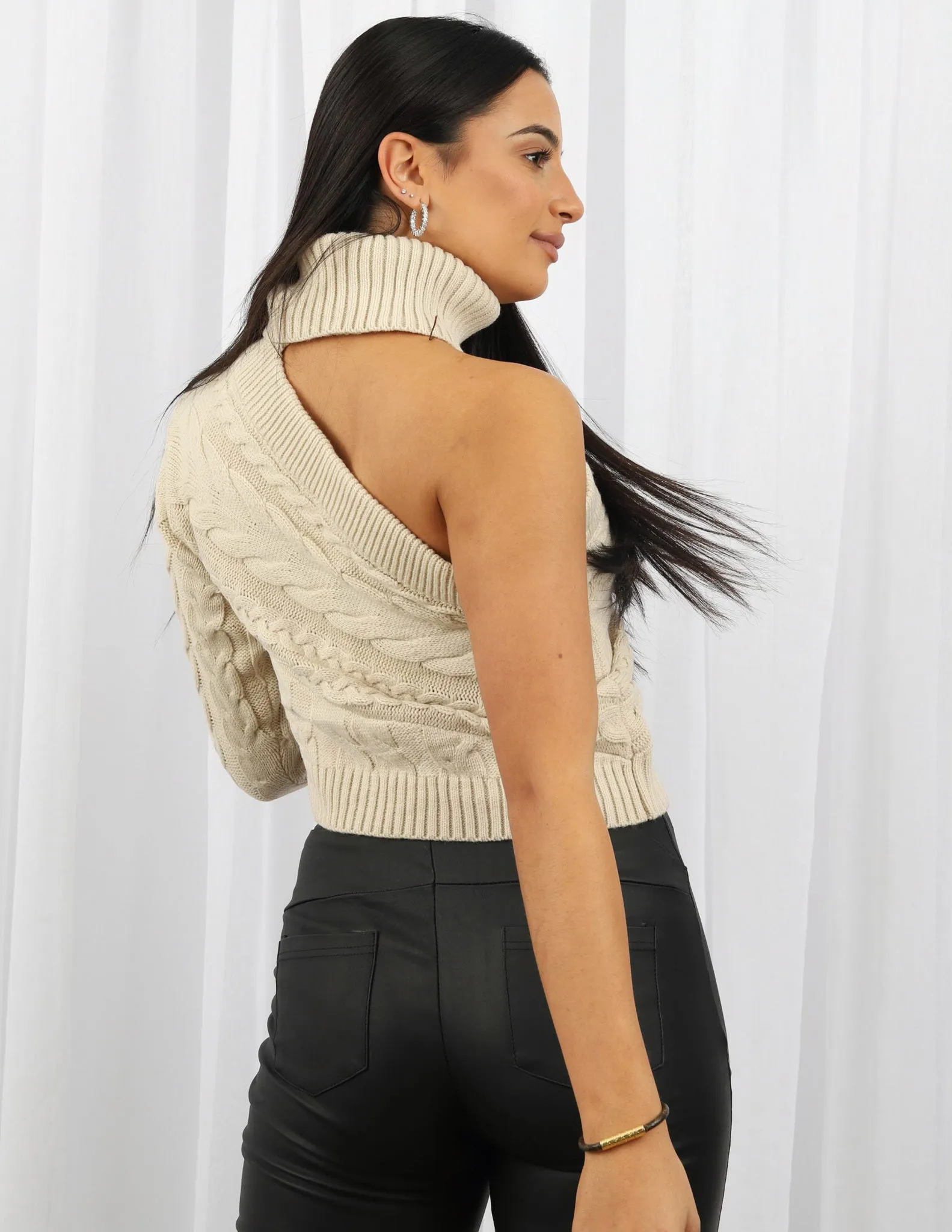 Open Shoulder Knit Top